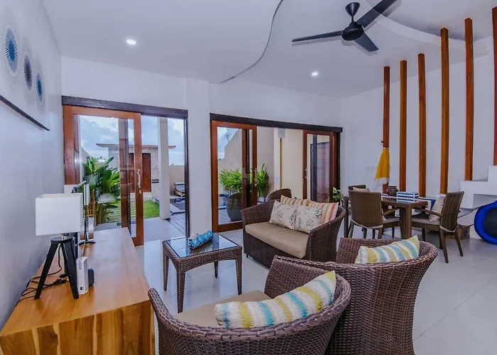 Villa Secret Outlook *